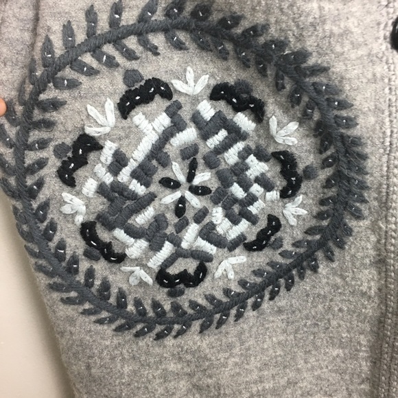 Silk club gray wool embroidered midi duster - Picture 7 of 9